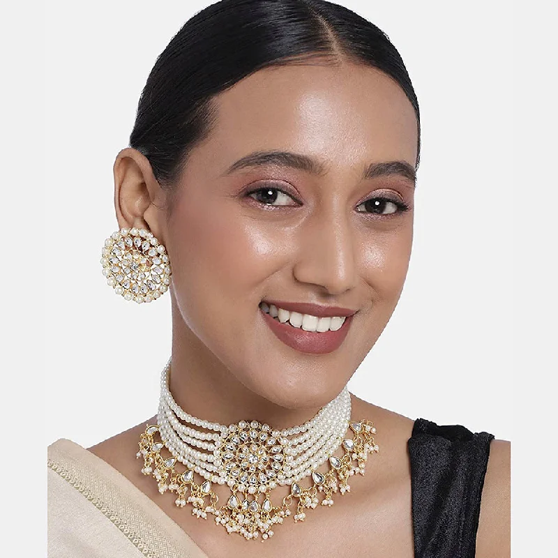 Wave motif necklaces-Etnico 18k Gold Plated Traditional Choker Set Glided With Kundan & Pearls For Women/Girls (K7097W)