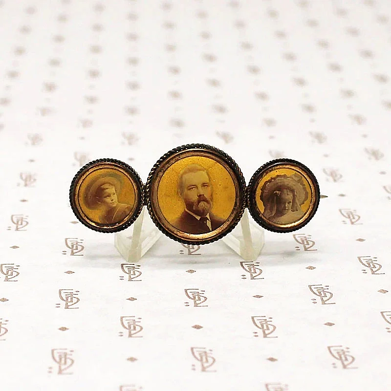 Tiny dot brooch-Gilt Brooch with Three Ambrotype Portraits