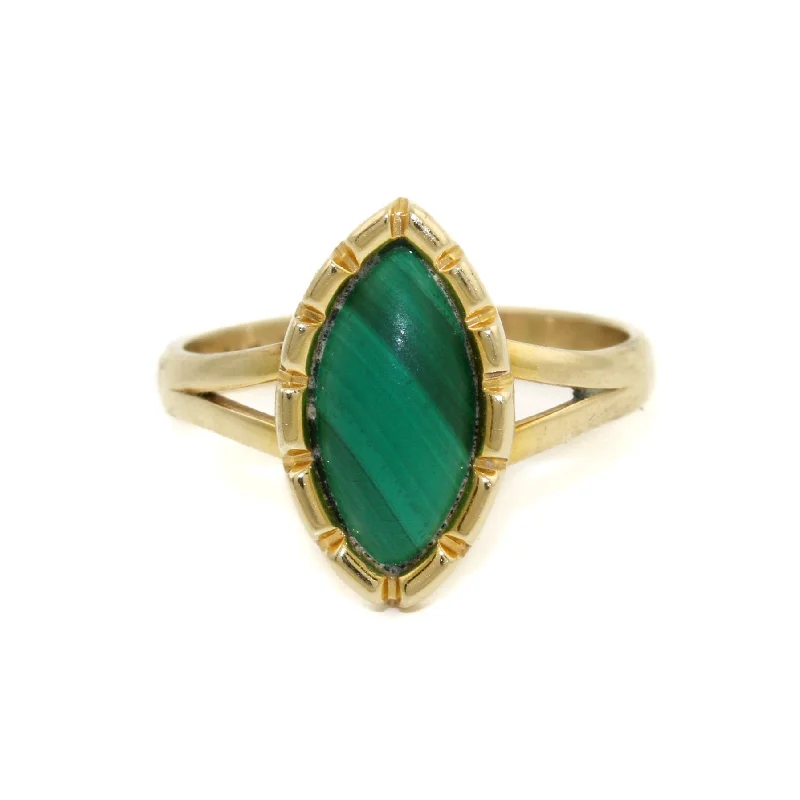 Gothic charm rings-Enchanting 14k Gold x Marquise Malachite Ring