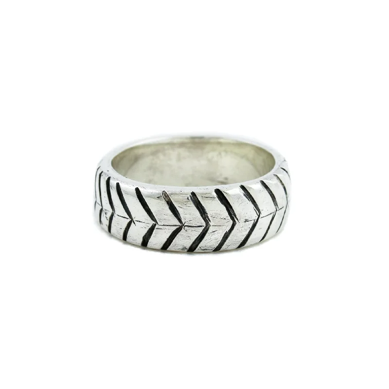 Heavy stone rings-Silver x 9mm "Chevron" Brutalist Band