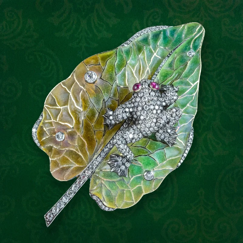 Secure pin brooch-Vintage Moira Plique A Jour Diamond Ruby Frog On Leaf Brooch With Box