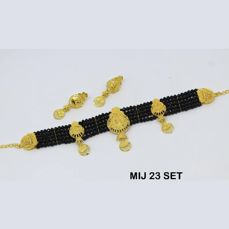 Mixed metal necklaces-Mahavir Forming Gold Necklace Set - MIJ 23 SET