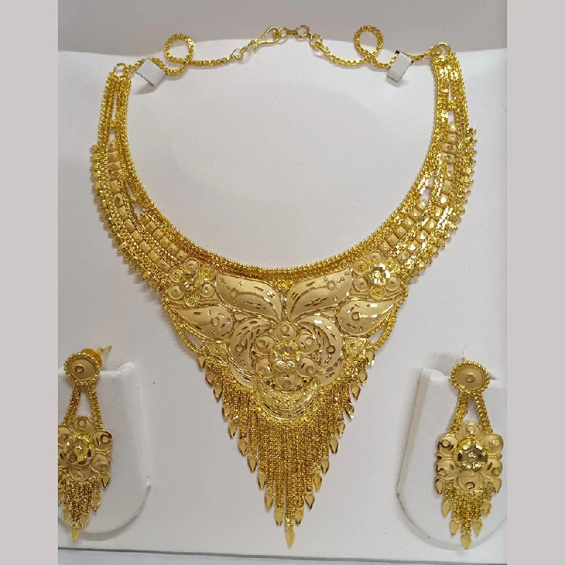 Wide chain necklaces-Pari Art Jewellery Forming Necklace Set