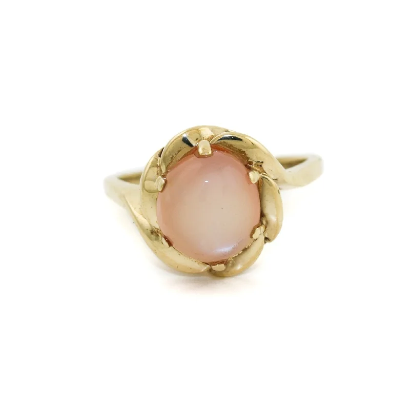 Tight clasp rings-Vintage 10k Gold Ring x Moonstone