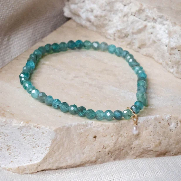 Plaited knot bangles-Social Mini Bracelet Blue Apatite & Pearl