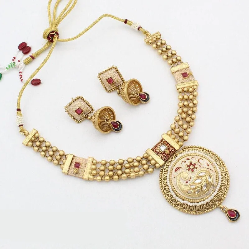 Oval shape necklaces-Manisha Jewellery Gold Plated Kundan And Meenakari Necklace Set