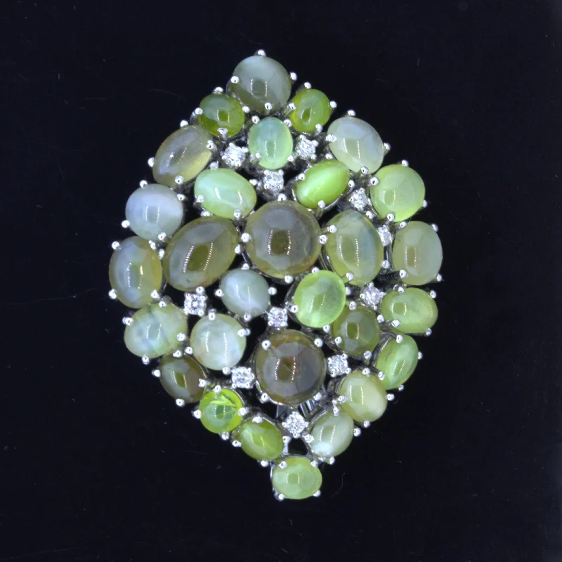 Silk thread brooch-Cats Eye Chrysoberyl Diamond 18k White Gold Brooch-Pendant