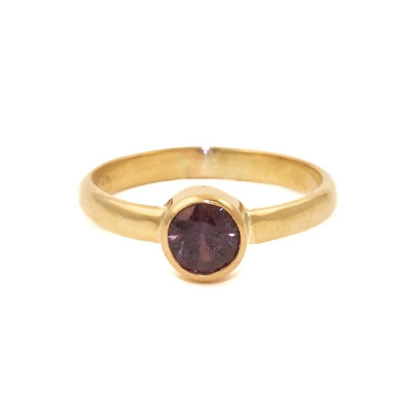 Surf design rings-14K Gold Purple Sapphire Ring