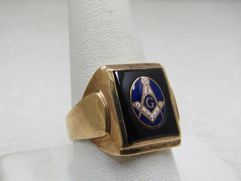 Bead trim rings-10kt Masonic Enameled Onyx Ring, Sz. 10.25