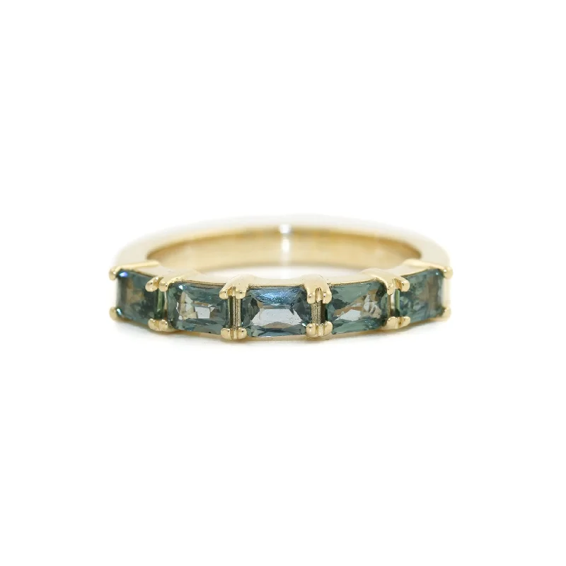 Raven feather rings-14K Gold Emerald- Cut Teal Sapphire Bead- Set Band