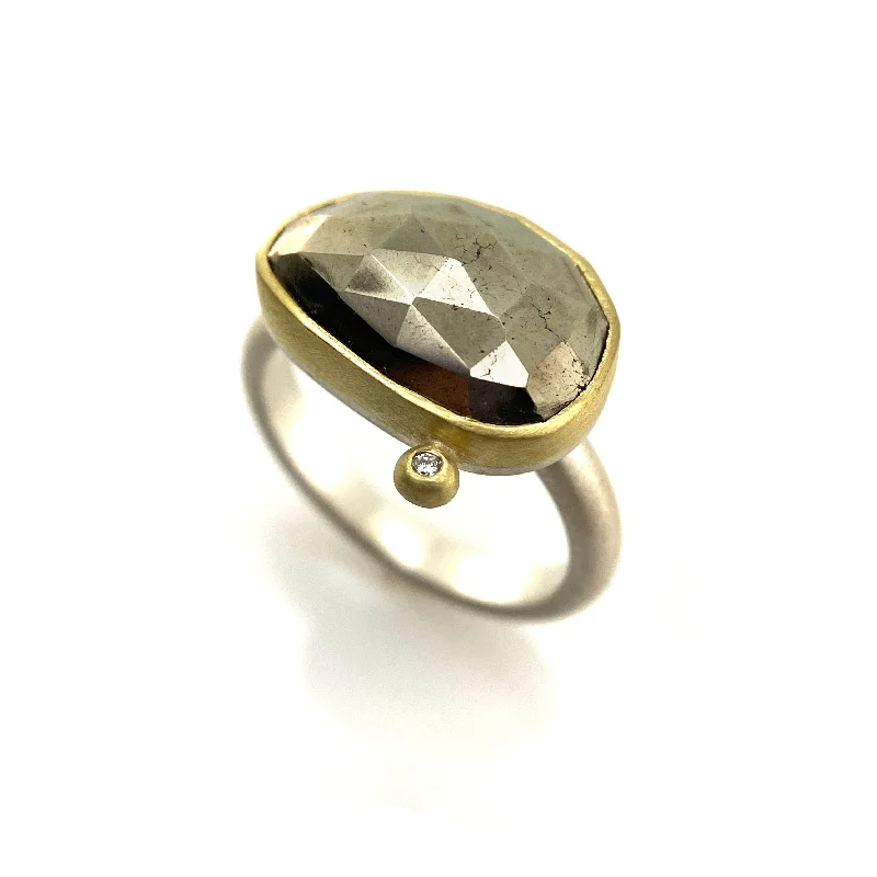 Curved gem rings-Pyrite Ring